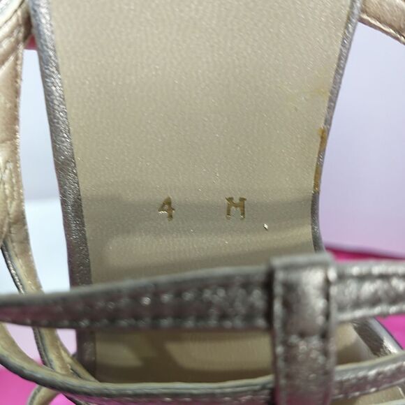 STUART WEITZMAN Women's SZ 4M Gold Sandals . Condition is Pre-owned - Picture 8 of 11